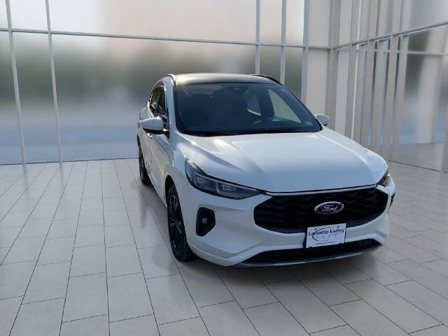 Certified 2024 Ford Escape ST-Line Elite w/ Premium Technology Package AWD/4WD image 2