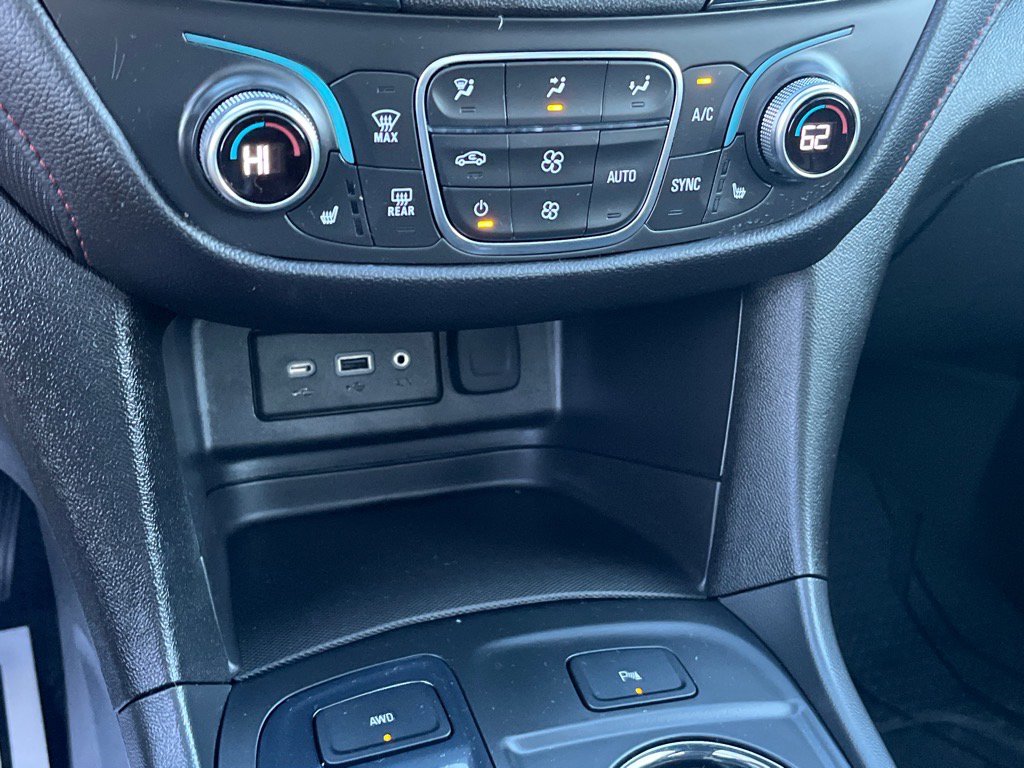 Used 2023 Chevrolet Equinox RS image 14