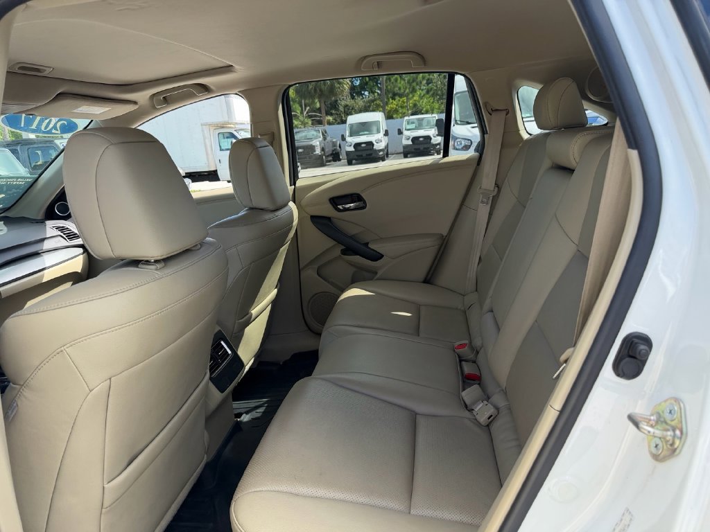 Used 2017 Acura RDX w/ Tech & AcuraWatch Plus Pack FWD image 12