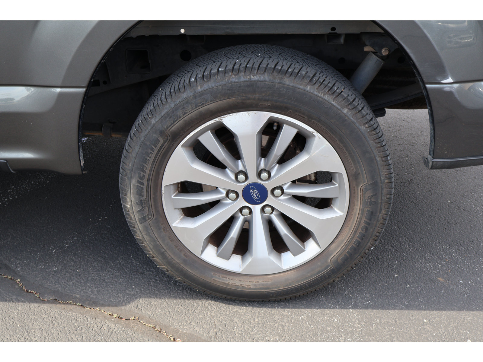 Certified 2018 Ford F150 XL w/ Equipment Group 101A Mid RWD image 6