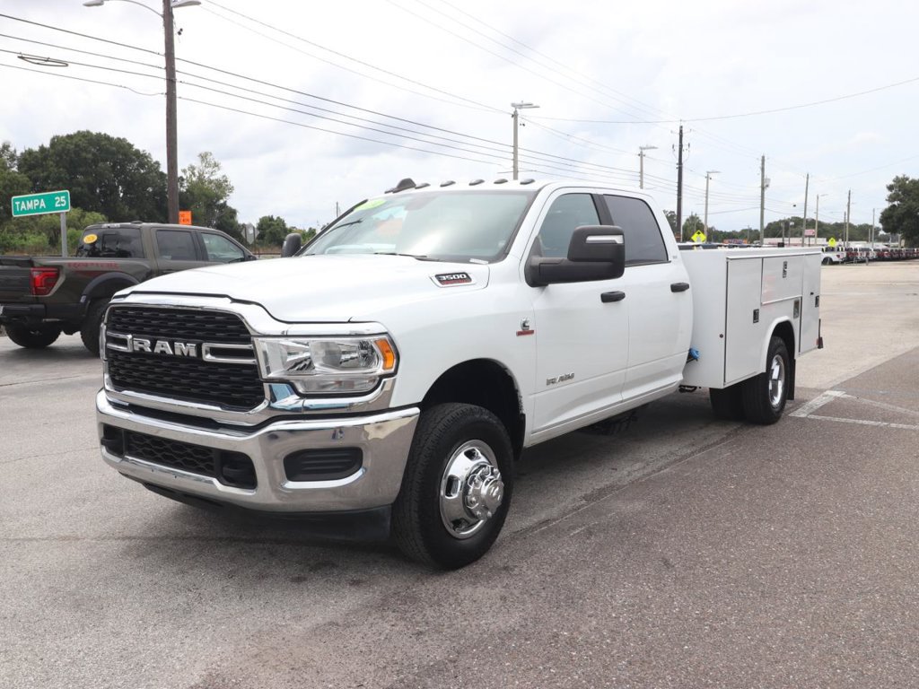 Used 2024 RAM 3500 SLT w/ Quick Order Package 2YG SLT AWD/4WD image 5
