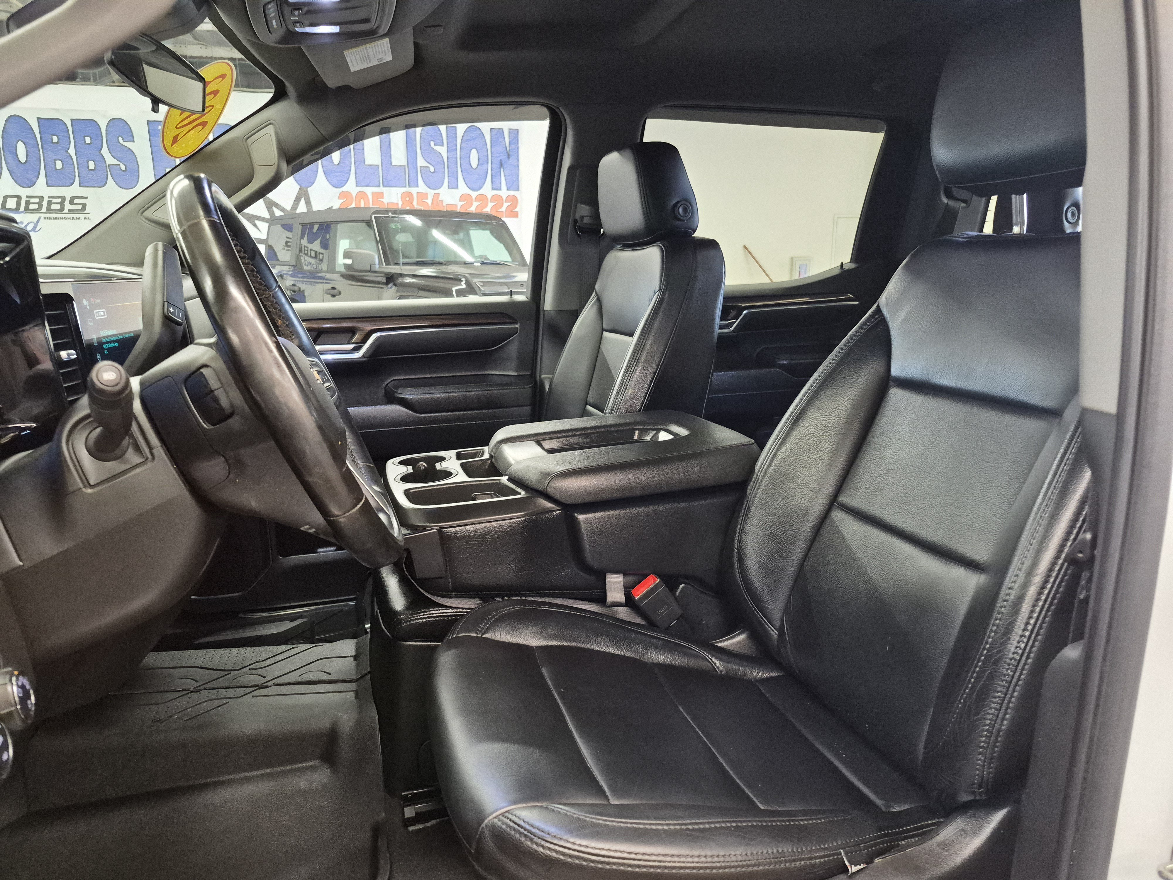 Used 2023 Chevrolet Silverado 1500 LT w/ Protection Package AWD/4WD image 13