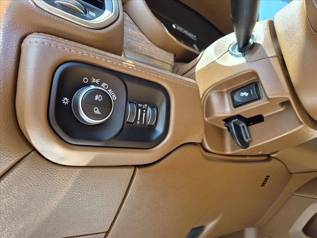 Used 2022 RAM 2500 Limited RWD image 16