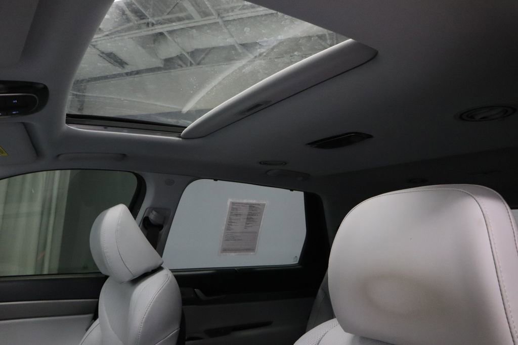 Used 2024 Hyundai Palisade SEL FWD image 34