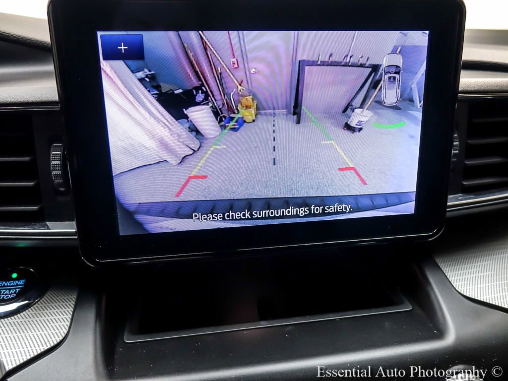 Certified 2020 Ford Explorer XLT w/ Equipment Group 202A AWD/4WD image 17