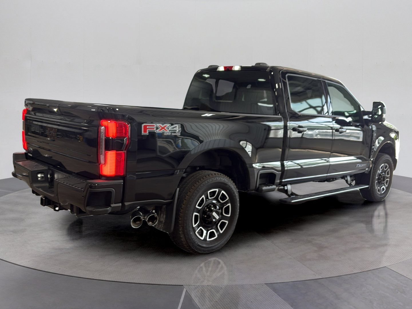Certified 2026 Ford F250 Platinum AWD/4WD image 6