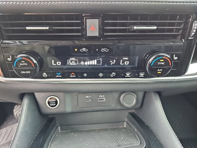 Used 2023 Nissan Rogue SL w/ SL Premium Package FWD image 27