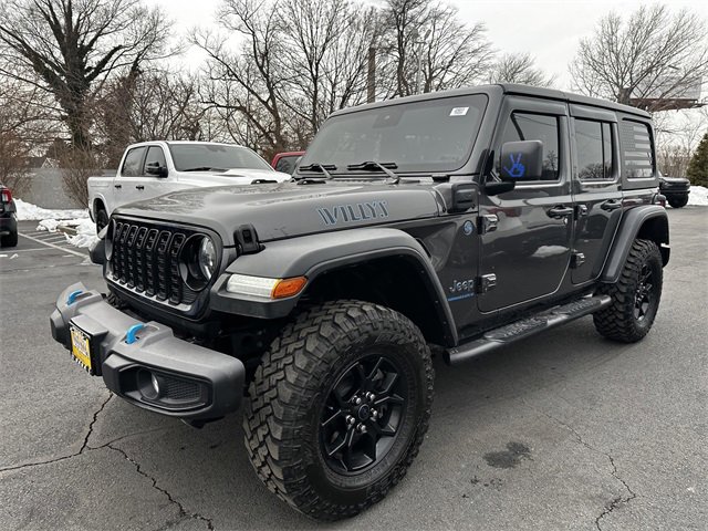 Used 2024 Jeep Wrangler Unlimited image 9