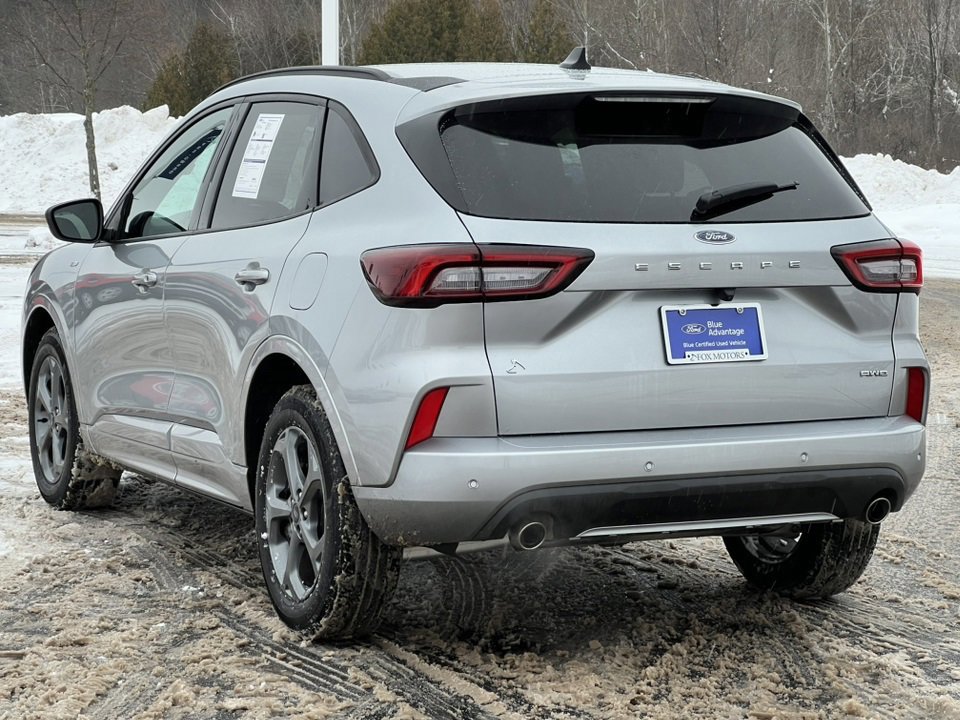 Certified 2023 Ford Escape ST-Line w/ Tech Pack #1 image 4