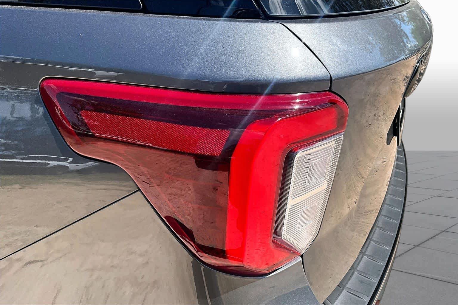 Certified 2023 Ford Explorer ST-Line w/ Class IV Trailer Tow Package RWD image 27