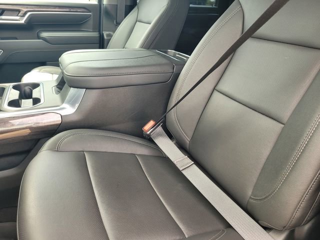 Used 2026 Chevrolet Silverado 2500 LTZ w/ Z71 Chrome Sport Edition image 11