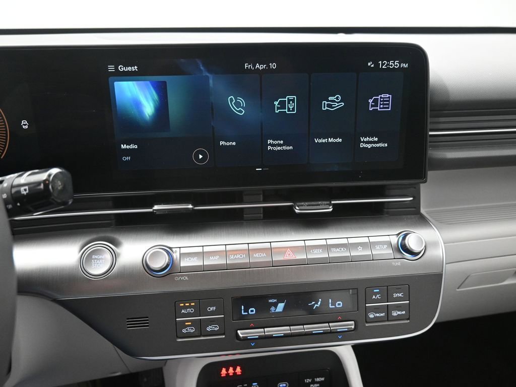 Used 2025 Hyundai Kona SEL FWD image 4