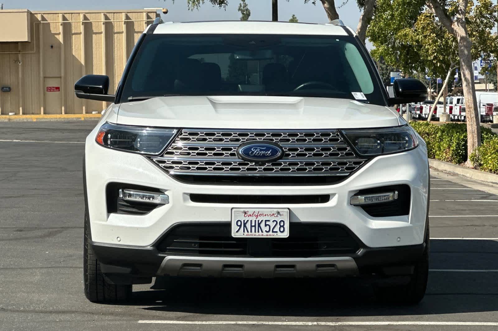 Certified 2023 Ford Explorer Limited w/ Limited Technology Package RWD image 11