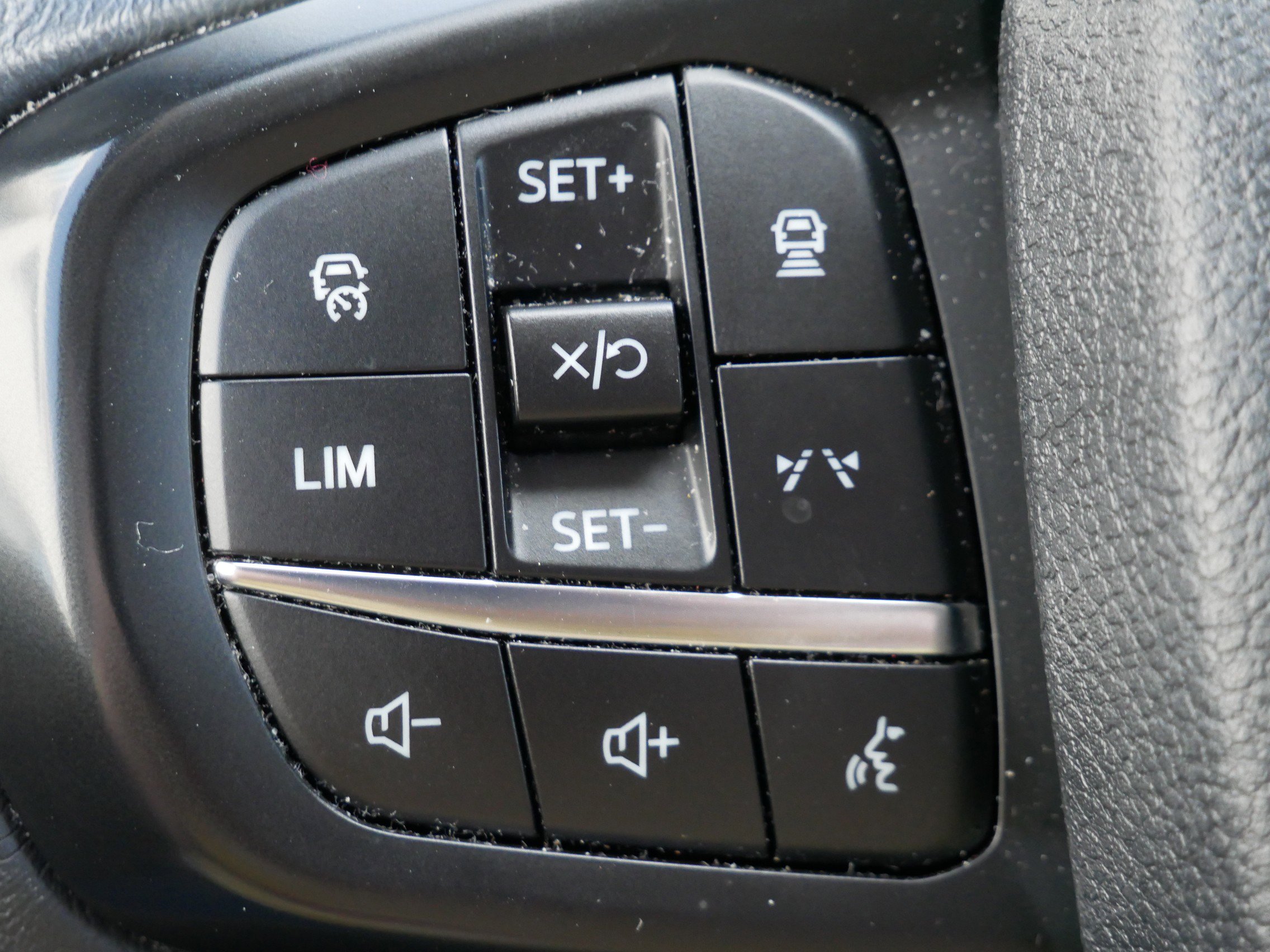 Certified 2024 Ford Ranger Lariat w/ FX4 Off-Road Package AWD/4WD image 17