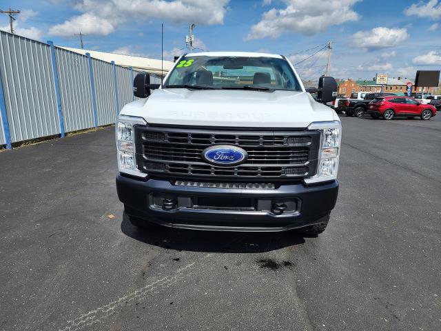 Certified 2025 Ford F250 XL w/ XL Off-Road Package AWD/4WD image 8