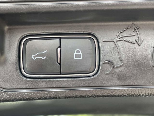 Certified 2023 Ford Explorer XLT w/ Equipment Group 202A image 9