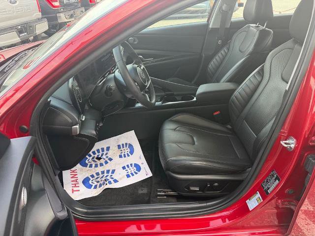 Used 2023 Hyundai Elantra Limited FWD image 11