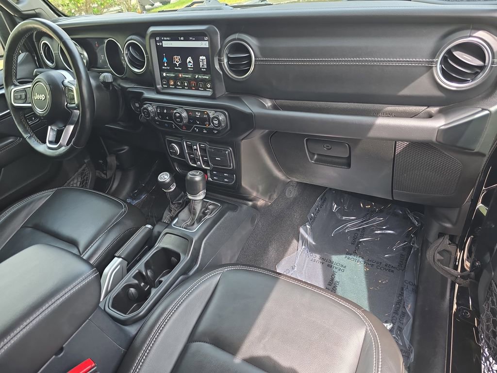 Used 2021 Jeep Wrangler Unlimited Sahara w/ Cold Weather Group image 9