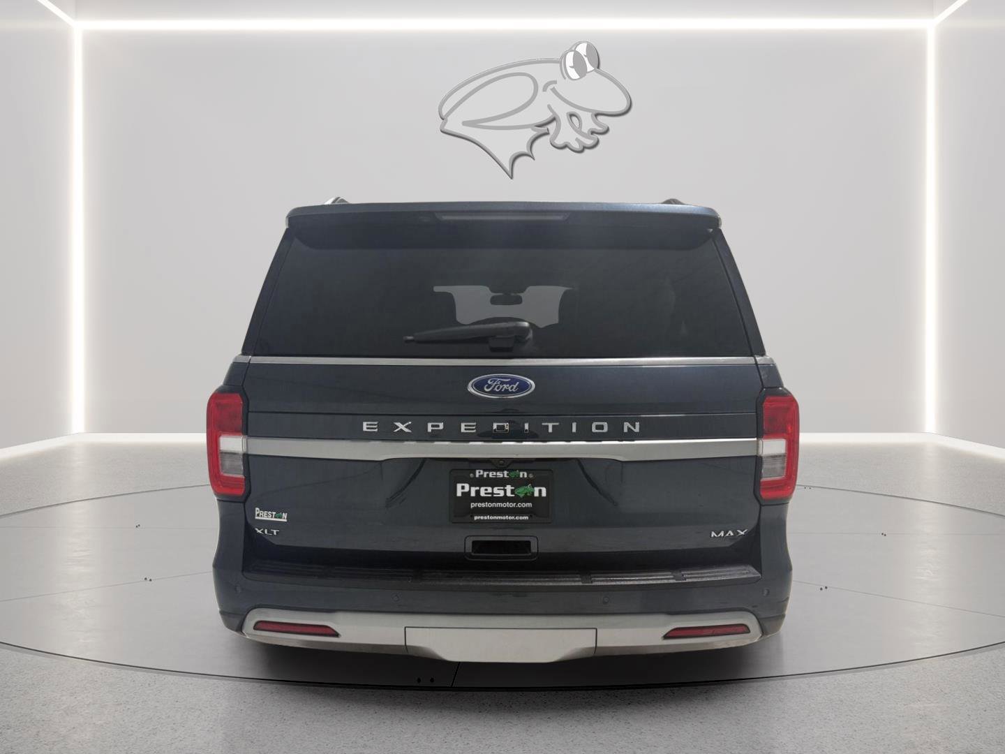 Certified 2023 Ford Expedition Max XLT image 4