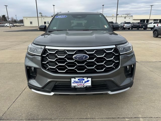 Certified 2025 Ford Explorer Platinum w/ LUX Leather Package AWD/4WD image 8