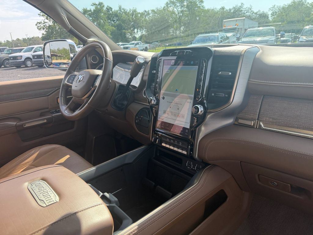 Used 2022 RAM 3500 Limited AWD/4WD image 17