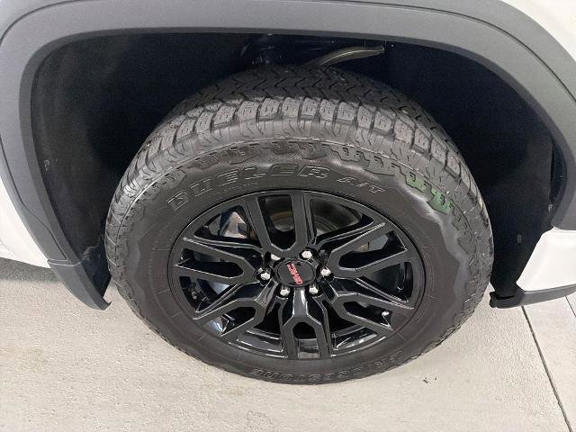 Used 2024 GMC Sierra 1500 Elevation AWD/4WD image 5