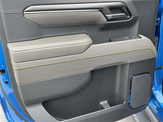 Used 2023 Chevrolet Silverado 1500 ZR2 w/ Technology Package image 11