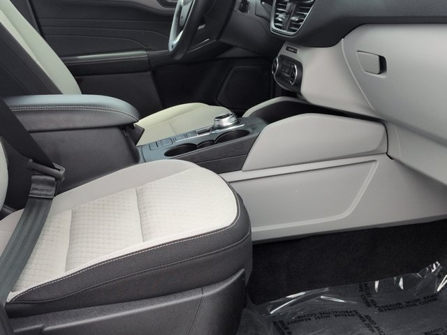 Certified 2023 Ford Escape Active AWD/4WD image 28