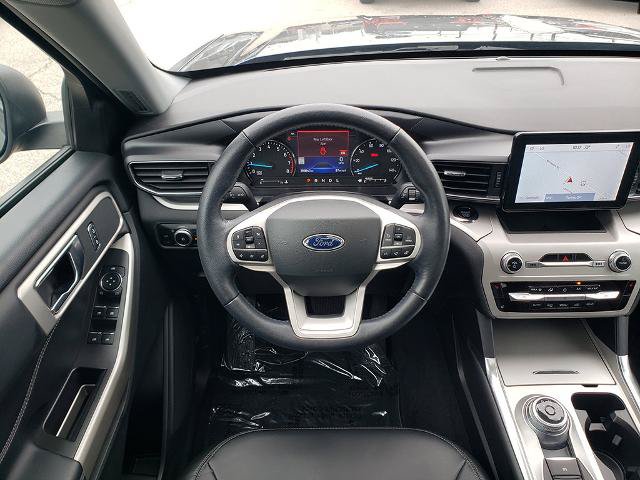 Certified 2023 Ford Explorer XLT w/ Equipment Group 202A AWD/4WD image 14