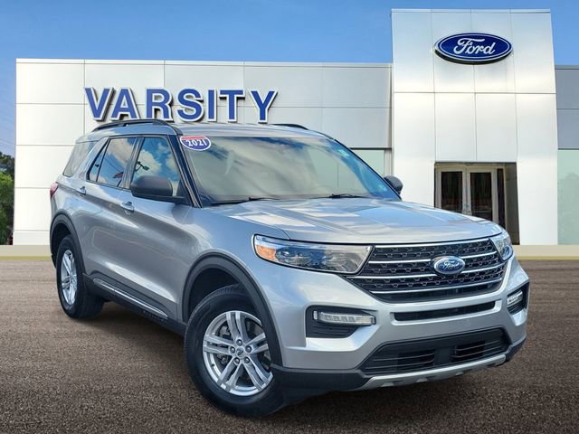 Certified 2021 Ford Explorer XLT w/ Equipment Group 202A AWD/4WD image 1
