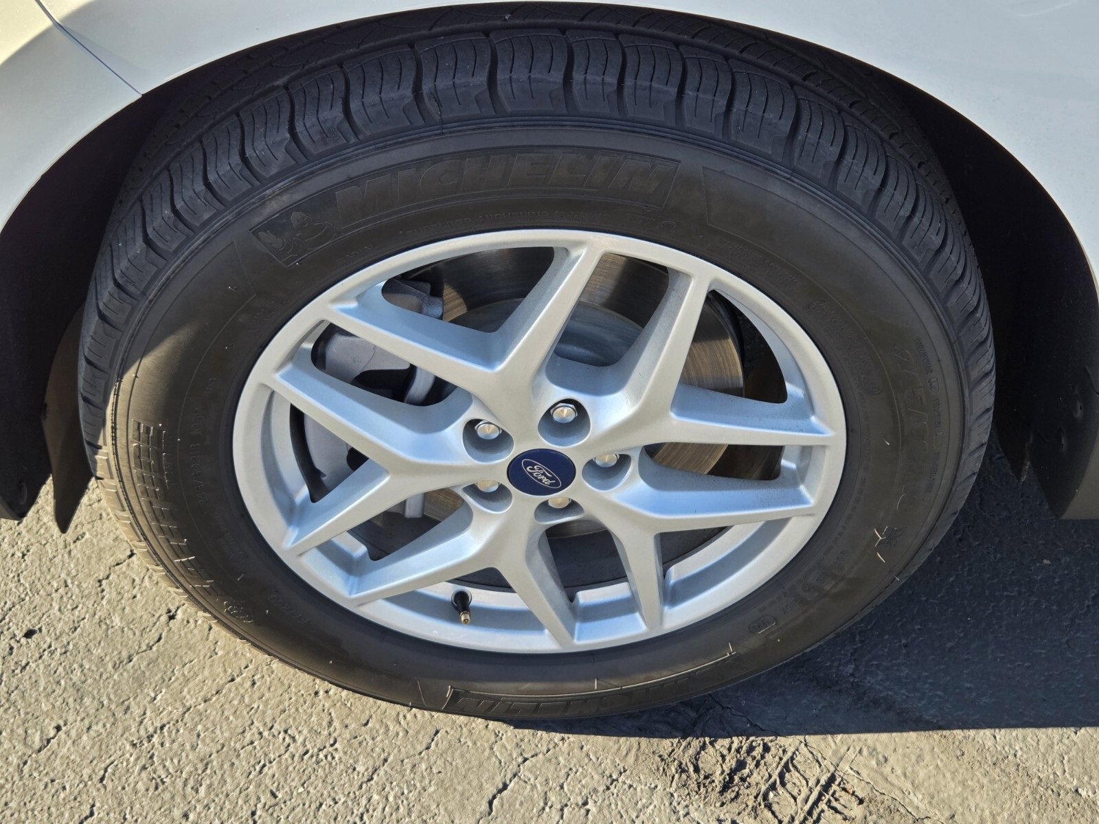 Certified 2022 Ford Edge SEL w/ Convenience Package image 9