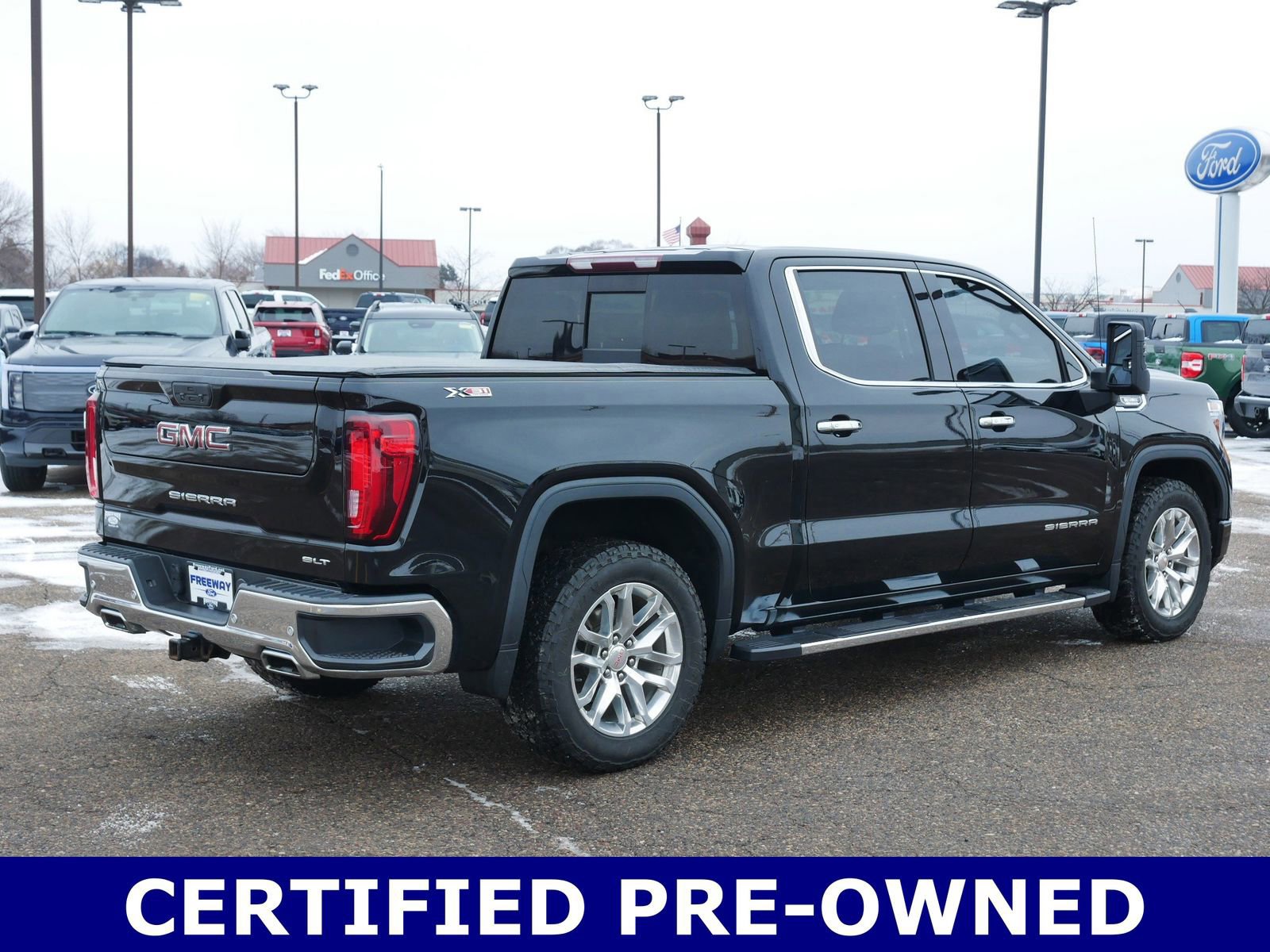 Used 2020 GMC Sierra 1500 SLT w/ SLT Premium Package image 4