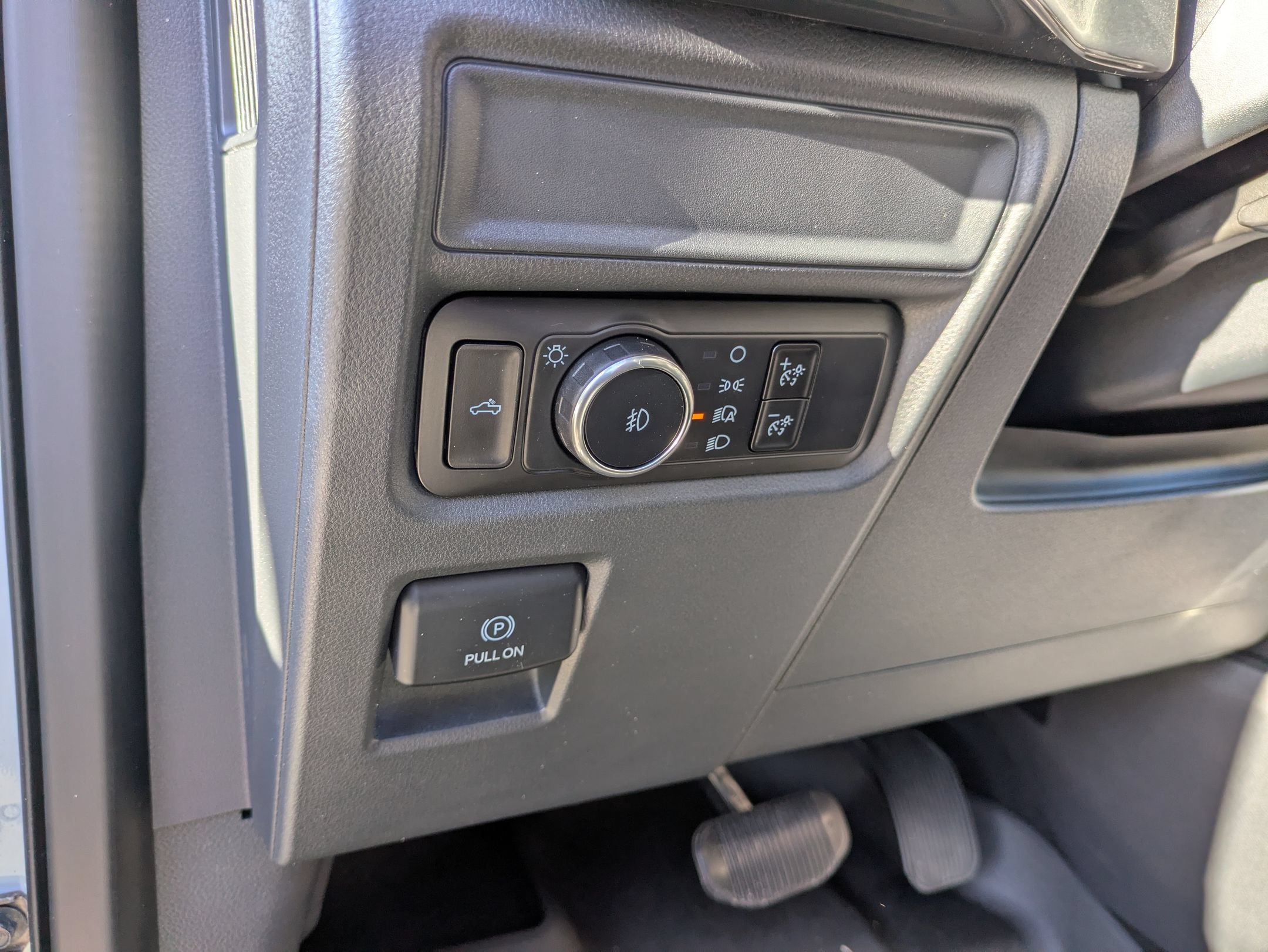 Certified 2024 Ford F150 STX w/ Equipment Group 201A FX4 AWD/4WD image 18