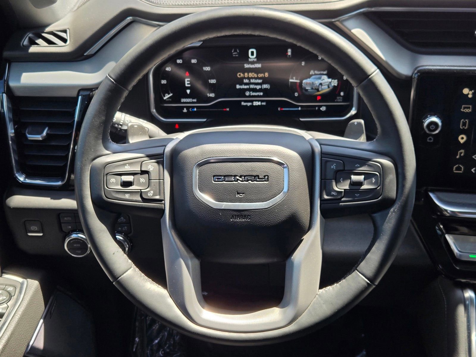 Used 2023 GMC Sierra 1500 Denali w/ Denali Reserve Package AWD/4WD image 16