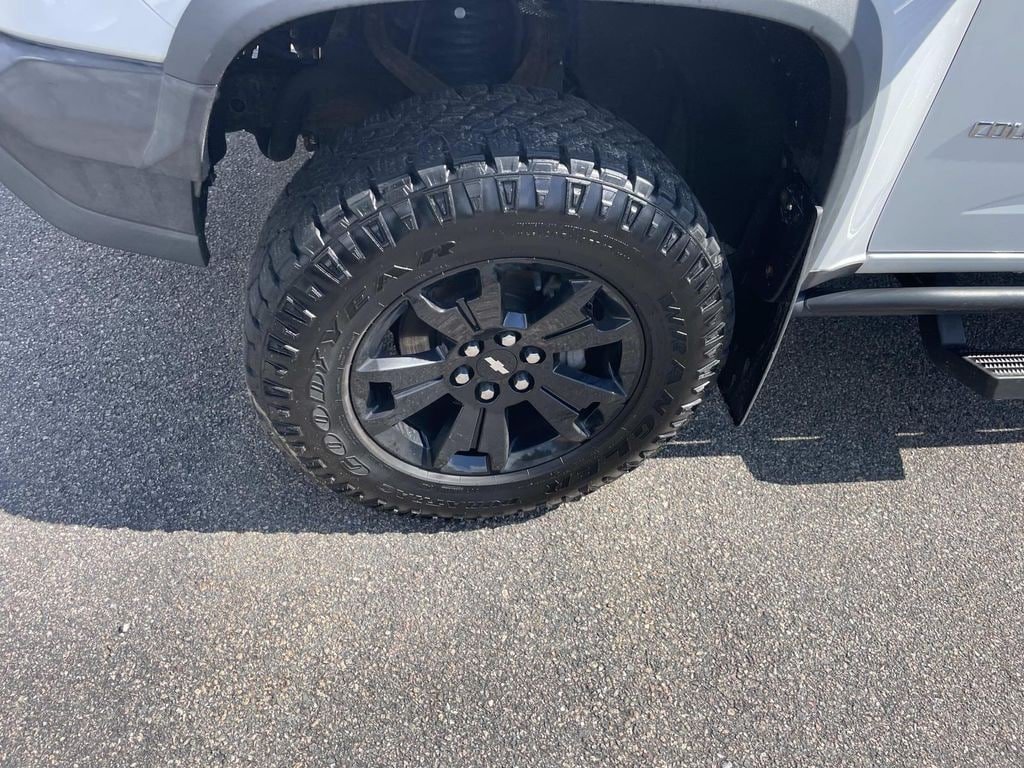 Used 2019 Chevrolet Colorado ZR2 w/ ZR2 Dusk Special Edition AWD/4WD image 10
