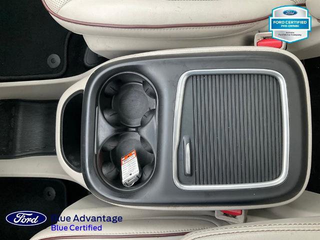 Used 2020 Chrysler Pacifica Limited image 18