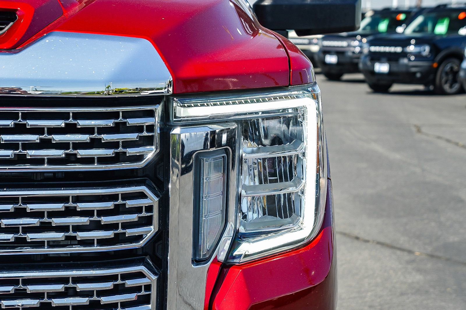 Used 2023 GMC Sierra 2500 Denali AWD/4WD image 8