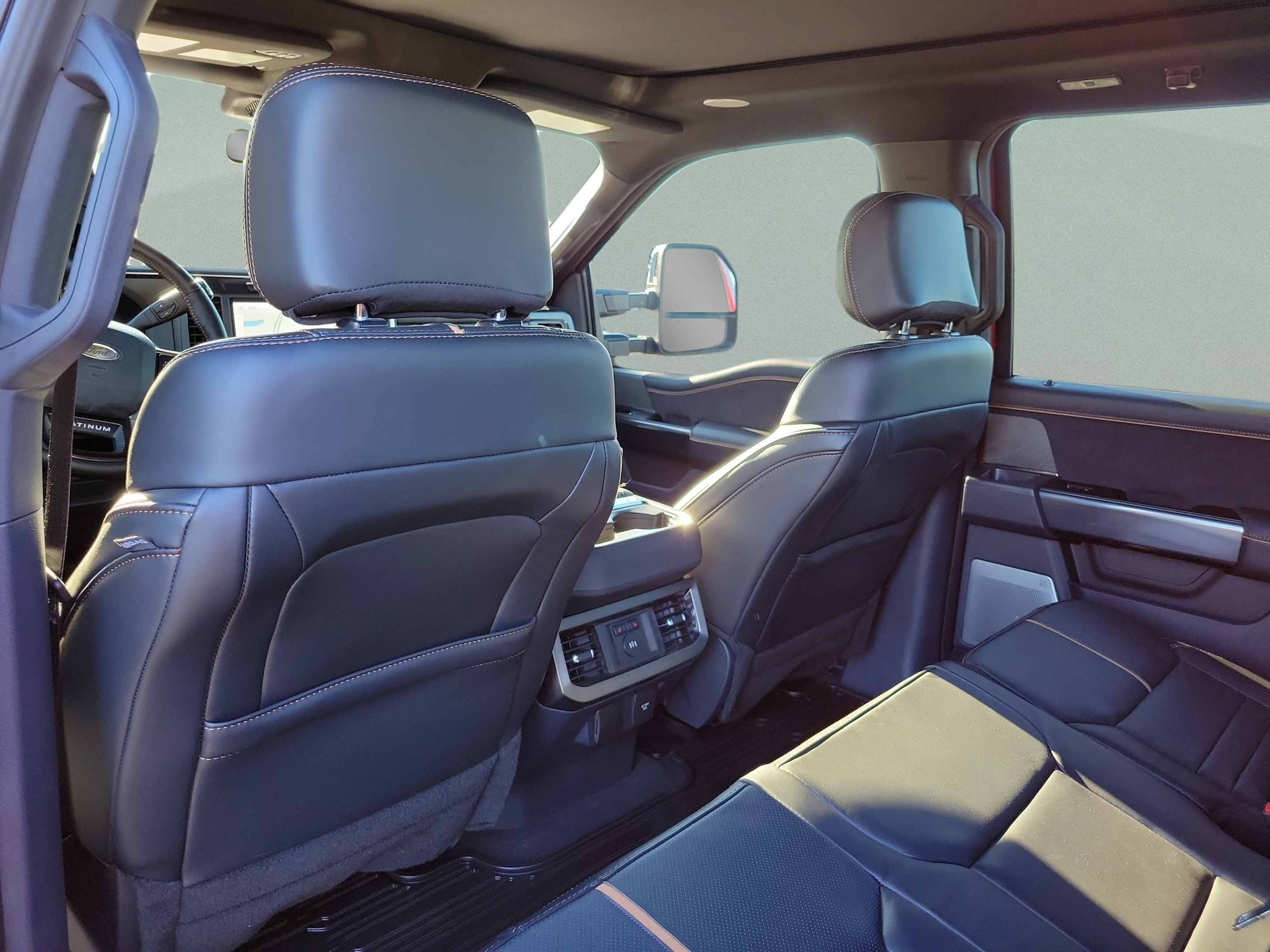 Certified 2024 Ford F350 Platinum AWD/4WD image 10