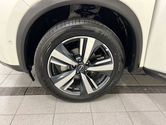 Used 2023 Nissan Rogue SL w/ SL Premium Package image 10