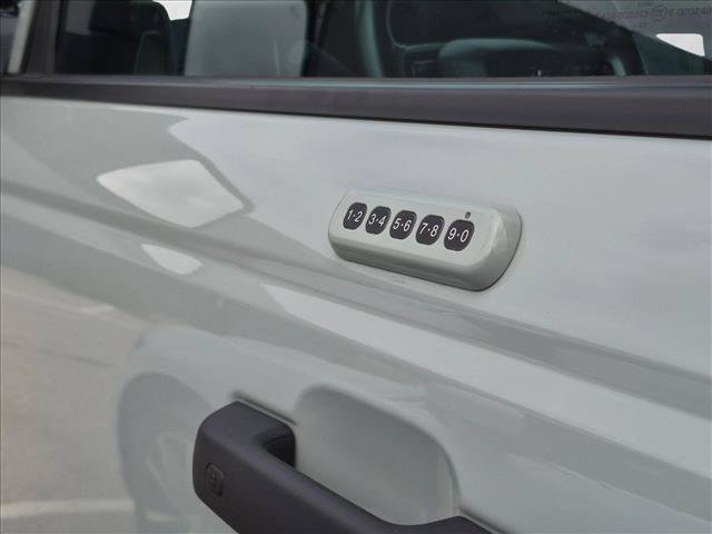 Certified 2023 Ford Bronco Wildtrak AWD/4WD image 15