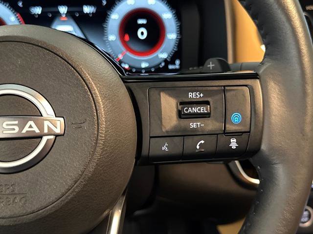 Used 2022 Nissan Rogue Platinum w/ Head-Up Display Package image 16