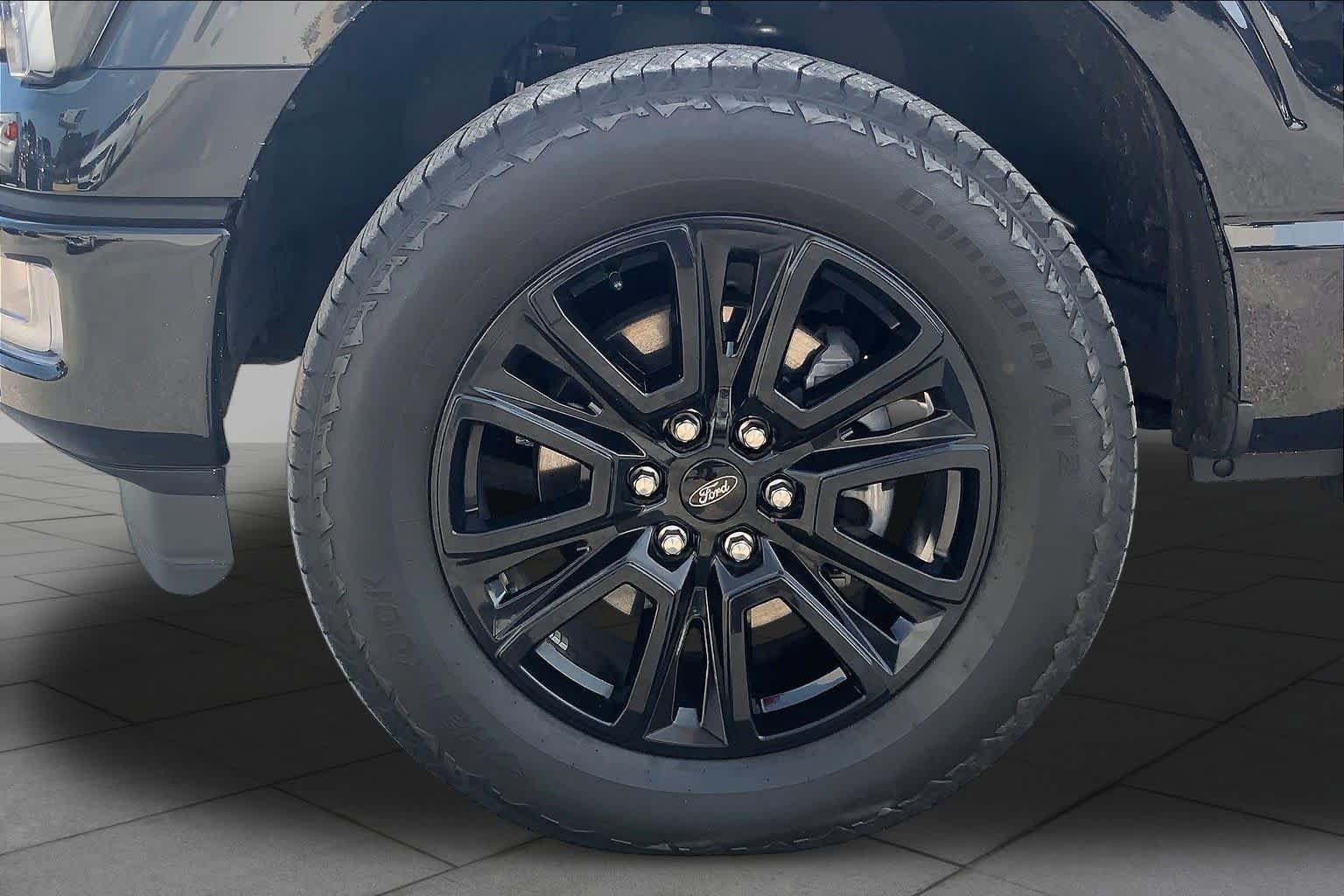 Certified 2025 Ford F150 Platinum AWD/4WD image 11