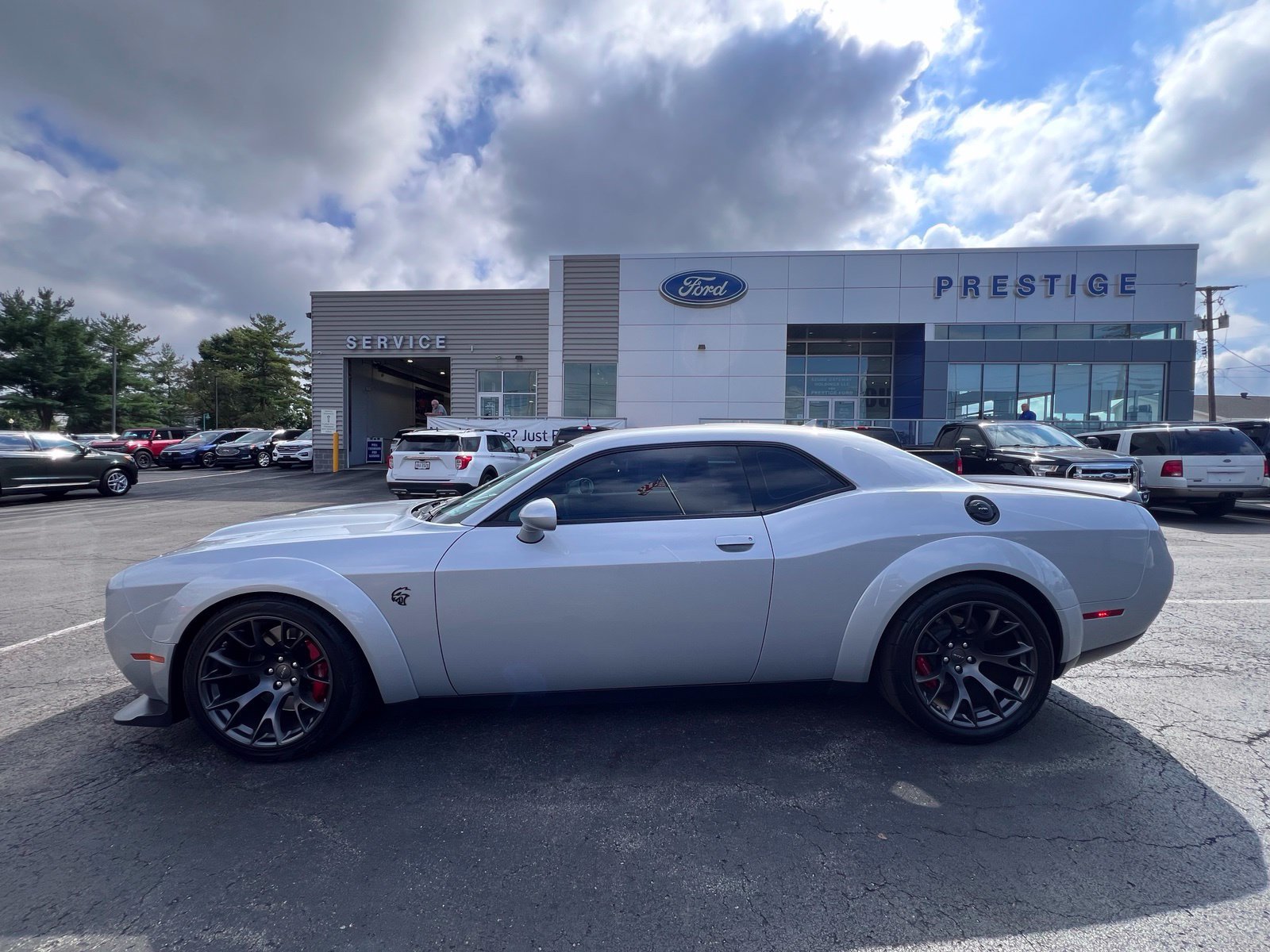 Used 2020 Dodge Challenger SRT Hellcat Redeye RWD image 11