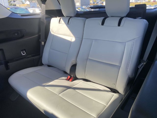 Certified 2025 Ford Explorer Platinum w/ Ultimate Package RWD image 11