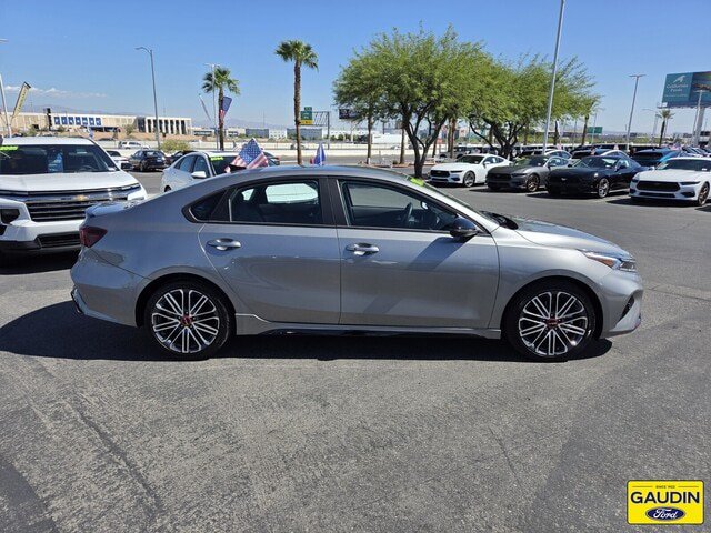 Used 2022 Kia Forte GT FWD image 8