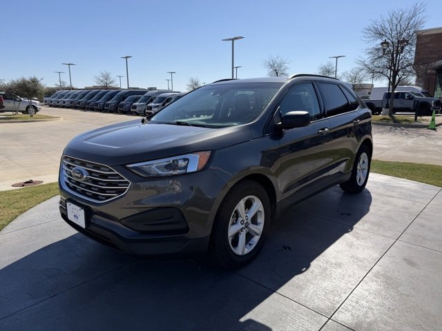 Certified 2020 Ford Edge SE image 3