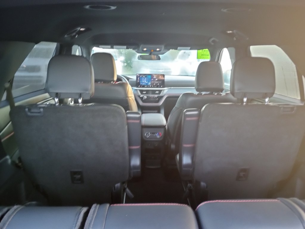 Certified 2025 Ford Explorer ST-Line AWD/4WD image 16