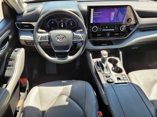 Used 2023 Toyota Highlander Limited AWD/4WD image 13