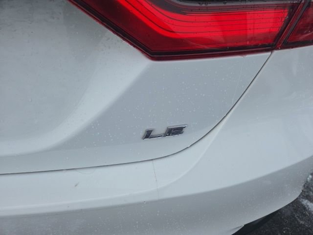 Used 2024 Toyota Camry LE image 12