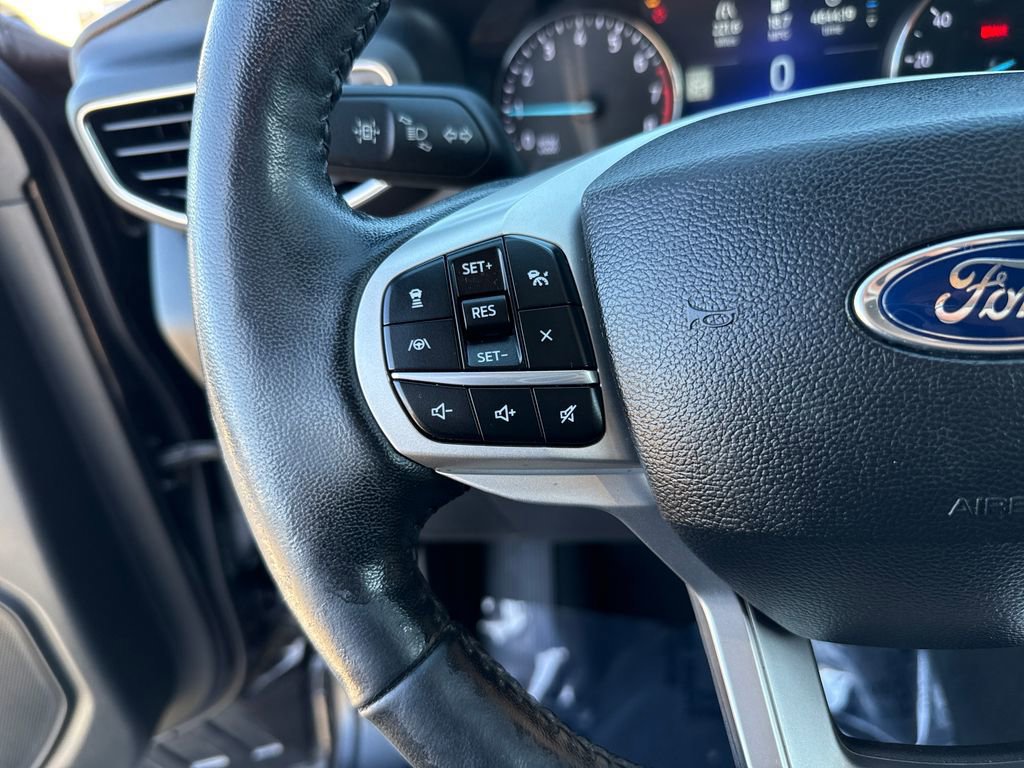 Certified 2022 Ford Explorer Limited w/ Equipment Group 301A image 15